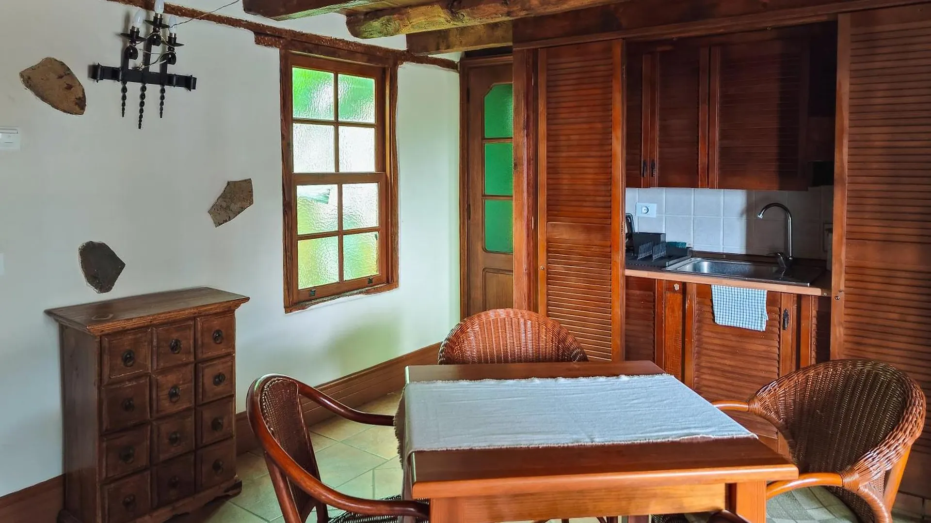 Tulia Guesthouse & Coworking Los Realejos 0*,