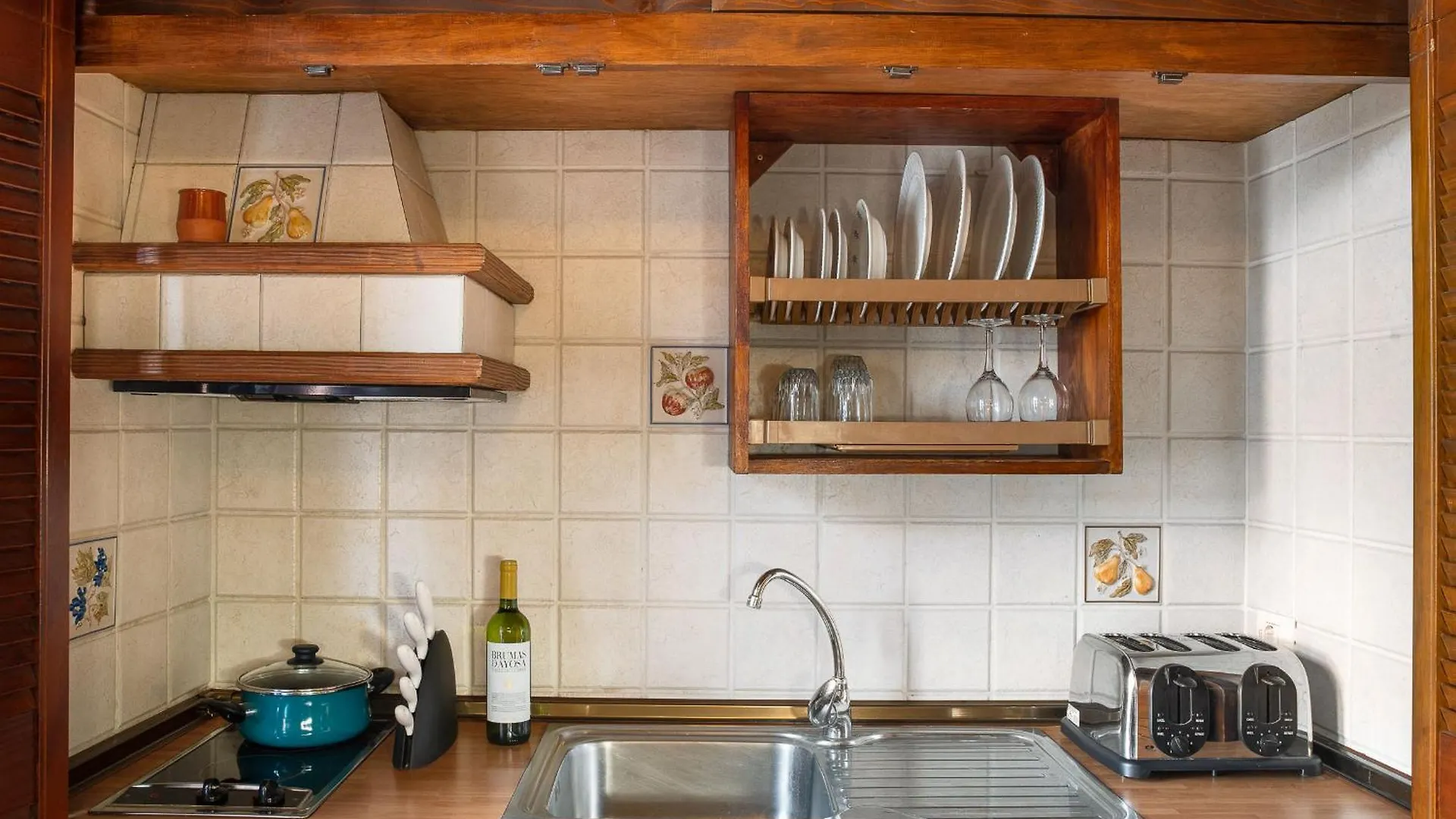 Tulia Guesthouse & Coworking Los Realejos